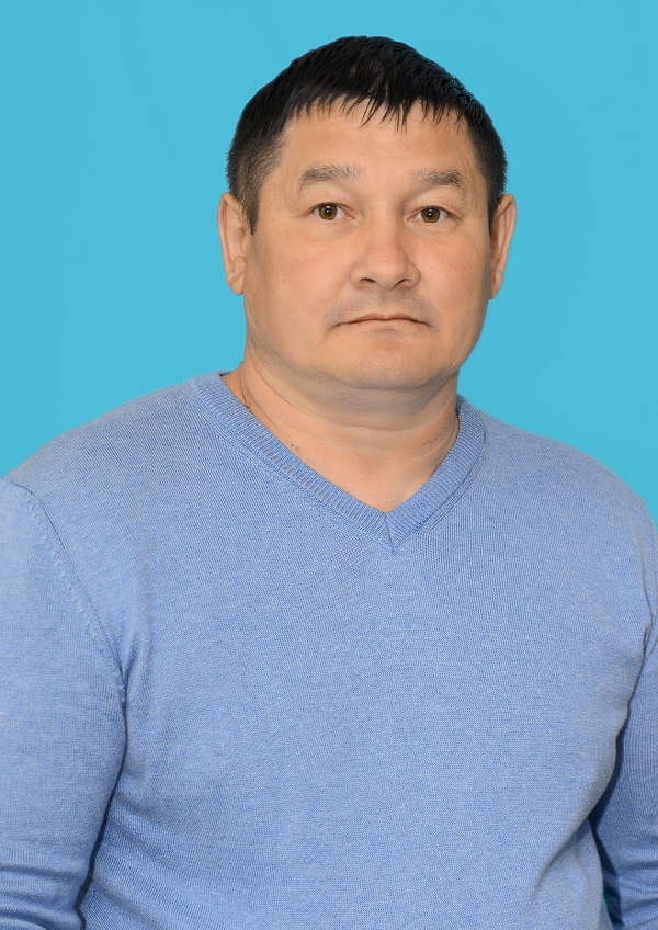 Сафин Александр.