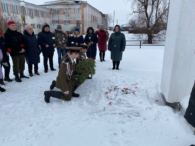 3 декабря - День Неизвестного солдата.
